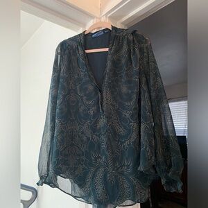 Vera Wang flowy blouse